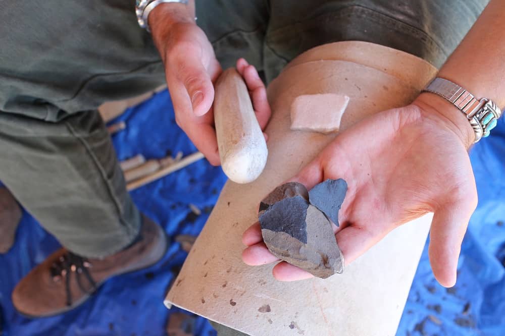 thumbnail image 2 of ARCVOX Obsidian Crafting Flint Knapping Tool, Dragon Crystal Stone Age Toolkit, Flint Napping Tools For Both Pros And Beginners, Including 1 Pressure 2 of 11