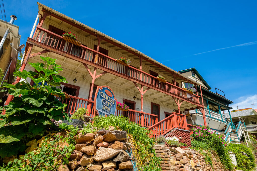Ghost City Inn