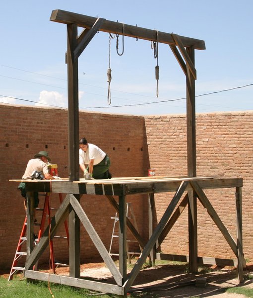 tombstone arizona gallows
